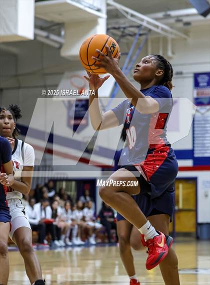 Thumbnail 2 in Southern School of Energy and Sustainability @ Terry Sanford (NCHSAA 3A 3rd Round) photogallery.