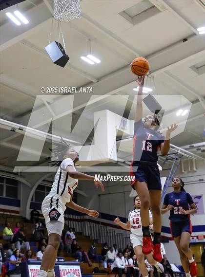 Thumbnail 3 in Southern School of Energy and Sustainability @ Terry Sanford (NCHSAA 3A 3rd Round) photogallery.