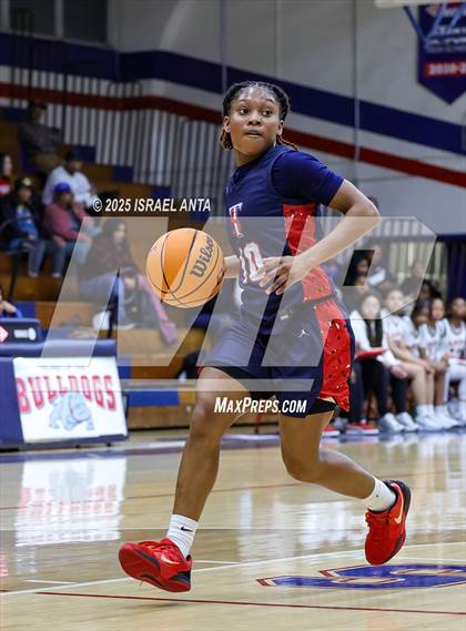 Thumbnail 2 in Southern School of Energy and Sustainability @ Terry Sanford (NCHSAA 3A 3rd Round) photogallery.