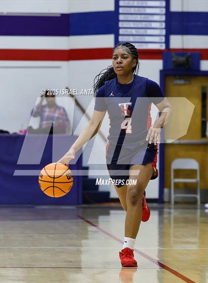 Thumbnail 1 in Southern School of Energy and Sustainability @ Terry Sanford (NCHSAA 3A 3rd Round) photogallery.
