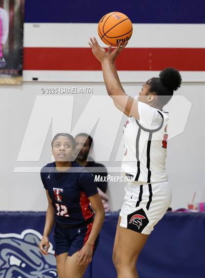 Thumbnail 1 in Southern School of Energy and Sustainability @ Terry Sanford (NCHSAA 3A 3rd Round) photogallery.