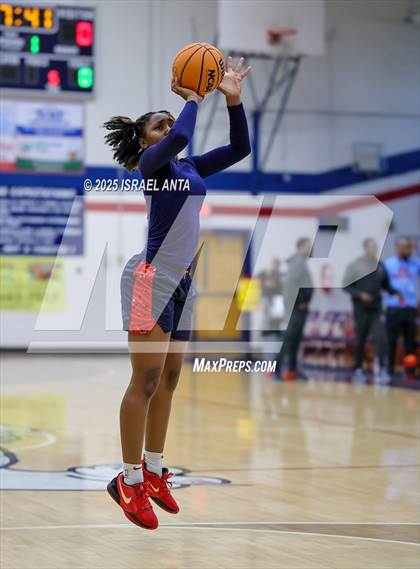 Thumbnail 1 in Southern School of Energy and Sustainability @ Terry Sanford (NCHSAA 3A 3rd Round) photogallery.