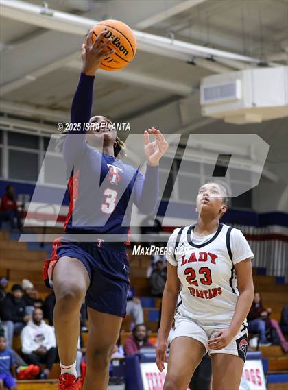Thumbnail 1 in Southern School of Energy and Sustainability @ Terry Sanford (NCHSAA 3A 3rd Round) photogallery.