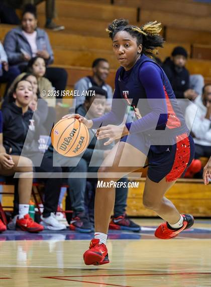 Thumbnail 1 in Southern School of Energy and Sustainability @ Terry Sanford (NCHSAA 3A 3rd Round) photogallery.