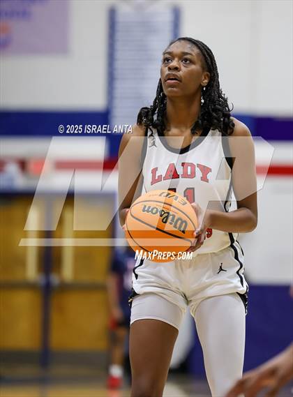 Thumbnail 3 in Southern School of Energy and Sustainability @ Terry Sanford (NCHSAA 3A 3rd Round) photogallery.