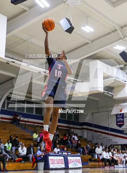 Thumbnail 3 in Southern School of Energy and Sustainability @ Terry Sanford (NCHSAA 3A 3rd Round) photogallery.