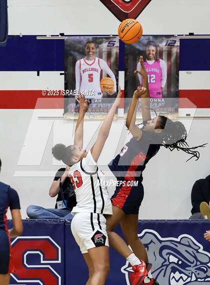 Thumbnail 2 in Southern School of Energy and Sustainability @ Terry Sanford (NCHSAA 3A 3rd Round) photogallery.