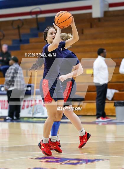 Thumbnail 1 in Southern School of Energy and Sustainability @ Terry Sanford (NCHSAA 3A 3rd Round) photogallery.