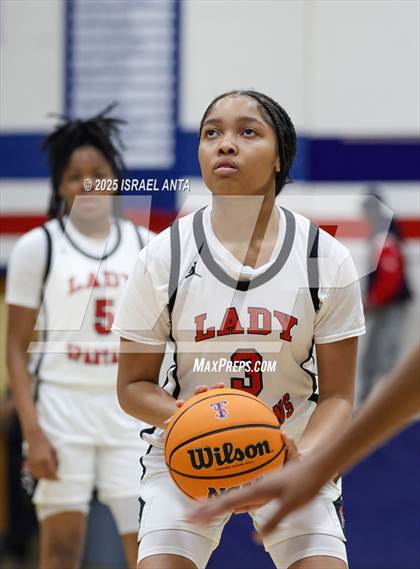 Thumbnail 3 in Southern School of Energy and Sustainability @ Terry Sanford (NCHSAA 3A 3rd Round) photogallery.