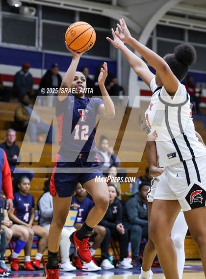 Thumbnail 3 in Southern School of Energy and Sustainability @ Terry Sanford (NCHSAA 3A 3rd Round) photogallery.