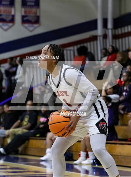Thumbnail 1 in Southern School of Energy and Sustainability @ Terry Sanford (NCHSAA 3A 3rd Round) photogallery.