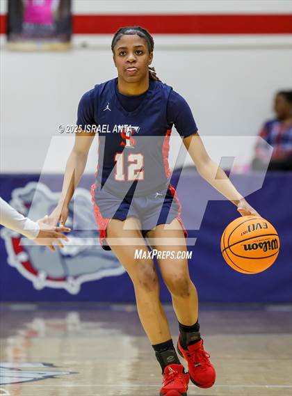 Thumbnail 1 in Southern School of Energy and Sustainability @ Terry Sanford (NCHSAA 3A 3rd Round) photogallery.