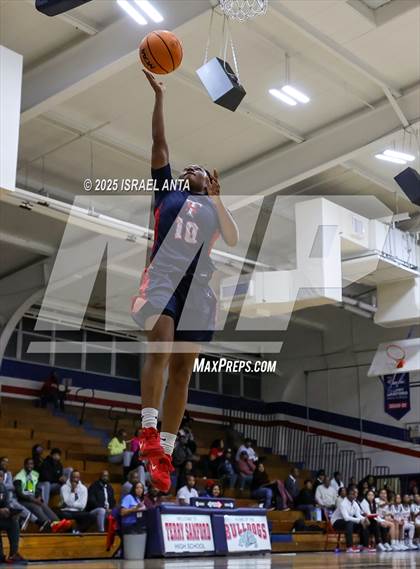 Thumbnail 1 in Southern School of Energy and Sustainability @ Terry Sanford (NCHSAA 3A 3rd Round) photogallery.
