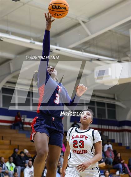 Thumbnail 3 in Southern School of Energy and Sustainability @ Terry Sanford (NCHSAA 3A 3rd Round) photogallery.