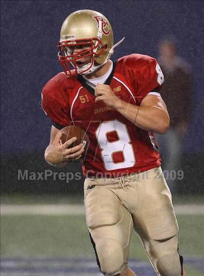 Thumbnail 2 in Bergen Catholic vs. Iona Prep (Kickoff Classic) photogallery.