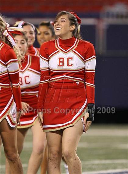 Thumbnail 2 in Bergen Catholic vs. Iona Prep (Kickoff Classic) photogallery.