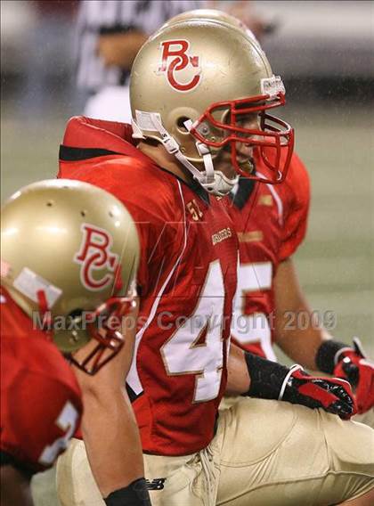 Thumbnail 2 in Bergen Catholic vs. Iona Prep (Kickoff Classic) photogallery.