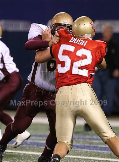 Thumbnail 1 in Bergen Catholic vs. Iona Prep (Kickoff Classic) photogallery.