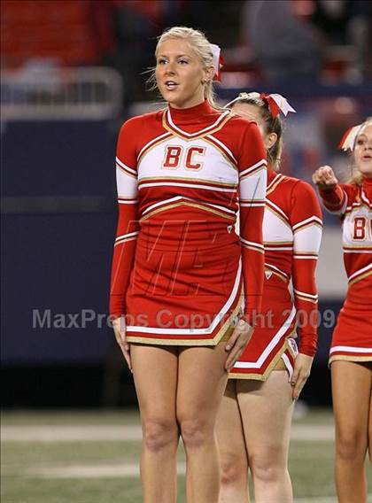 Thumbnail 1 in Bergen Catholic vs. Iona Prep (Kickoff Classic) photogallery.
