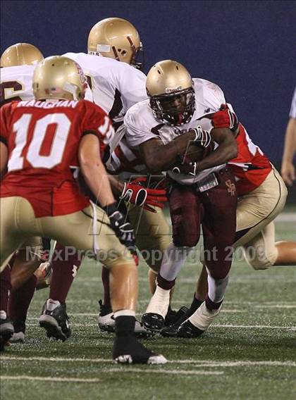 Thumbnail 2 in Bergen Catholic vs. Iona Prep (Kickoff Classic) photogallery.