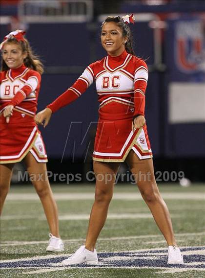 Thumbnail 3 in Bergen Catholic vs. Iona Prep (Kickoff Classic) photogallery.
