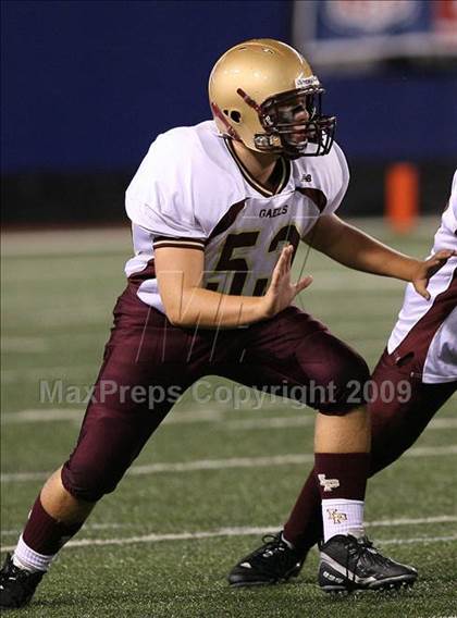 Thumbnail 3 in Bergen Catholic vs. Iona Prep (Kickoff Classic) photogallery.