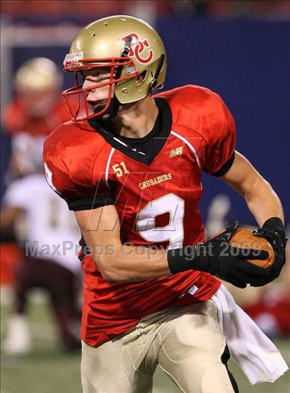Thumbnail 2 in Bergen Catholic vs. Iona Prep (Kickoff Classic) photogallery.