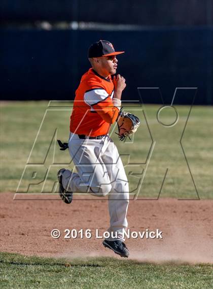 Thumbnail 2 in Taos vs. St. Michael's (Jim Pierce Memorial Invitational) photogallery.