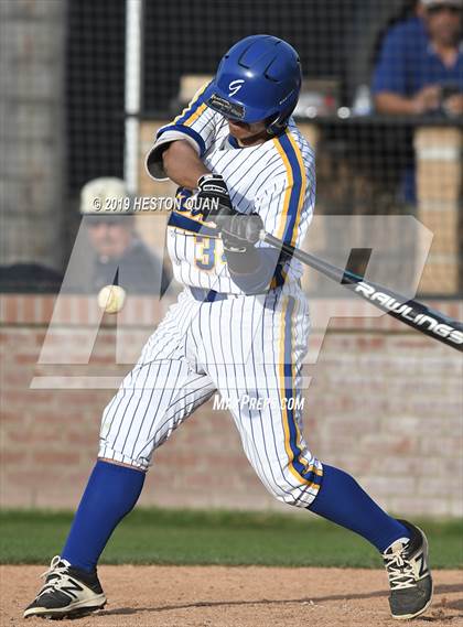 Thumbnail 2 in Gahr vs. Birmingham (National Classic) photogallery.