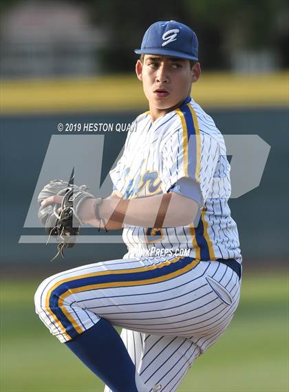 Thumbnail 1 in Gahr vs. Birmingham (National Classic) photogallery.