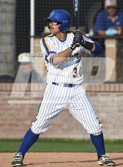 Thumbnail 1 in Gahr vs. Birmingham (National Classic) photogallery.
