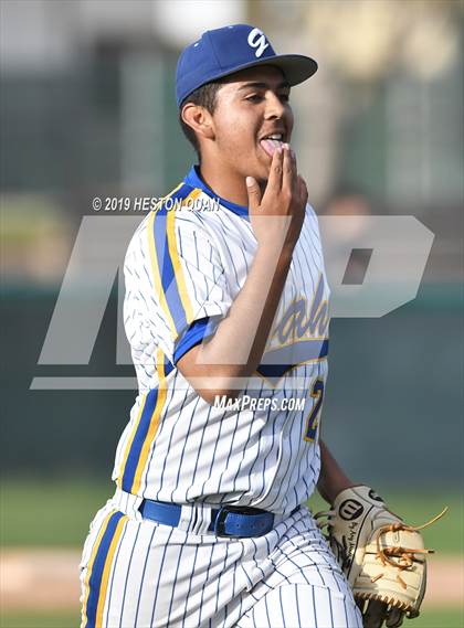 Thumbnail 1 in Gahr vs. Birmingham (National Classic) photogallery.
