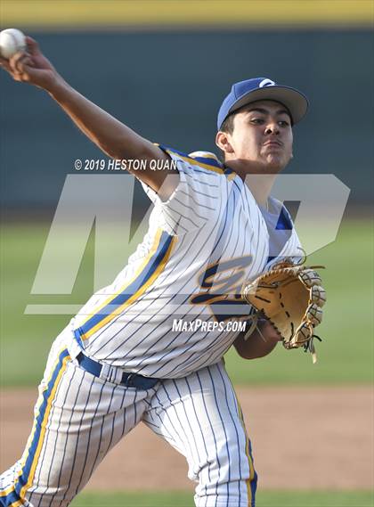 Thumbnail 3 in Gahr vs. Birmingham (National Classic) photogallery.