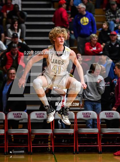 Thumbnail 3 in Windsor vs. Montgomery (North Bay League Final) photogallery.