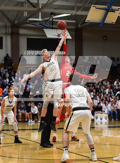 Thumbnail 3 in Windsor vs. Montgomery (North Bay League Final) photogallery.