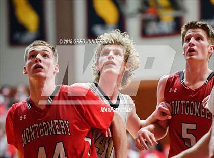 Thumbnail 1 in Windsor vs. Montgomery (North Bay League Final) photogallery.