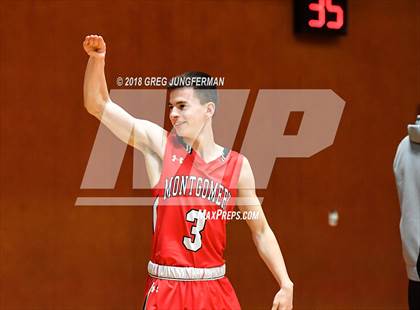 Thumbnail 1 in Windsor vs. Montgomery (North Bay League Final) photogallery.