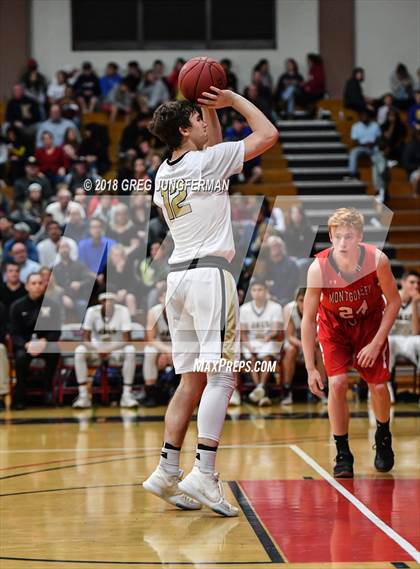 Thumbnail 3 in Windsor vs. Montgomery (North Bay League Final) photogallery.