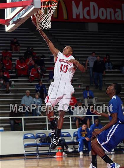 Thumbnail 1 in Hillcrest vs Channelview (McDonald's Texas Invitational) photogallery.