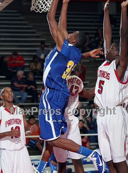Thumbnail 1 in Hillcrest vs Channelview (McDonald's Texas Invitational) photogallery.