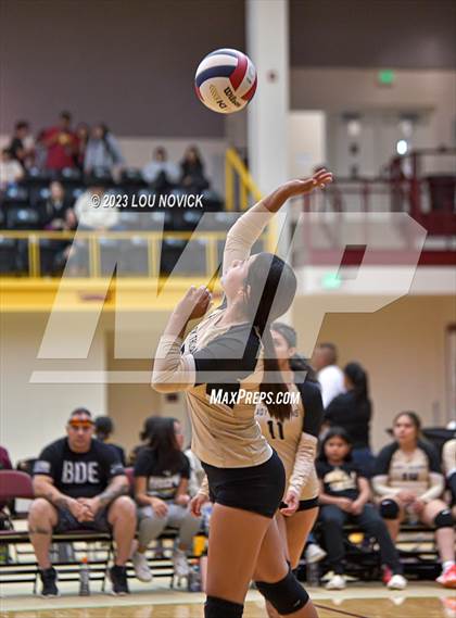 Thumbnail 1 in Mesa Vista @ Pojoaque Valley (Pink-Out Tournament) photogallery.