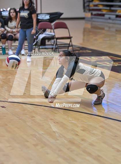 Thumbnail 3 in Mesa Vista @ Pojoaque Valley (Pink-Out Tournament) photogallery.