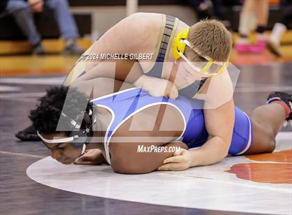 Thumbnail 2 in 56th Akron Holiday Tournament (Quarterfinals) photogallery.