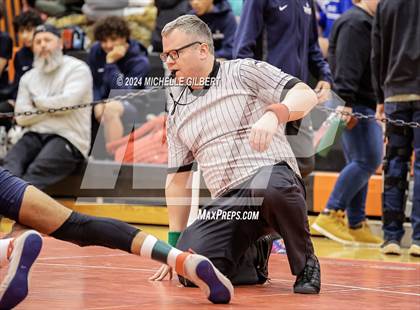 Thumbnail 2 in 56th Akron Holiday Tournament (Quarterfinals) photogallery.