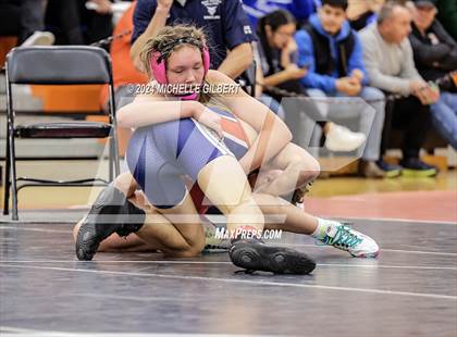 Thumbnail 1 in 56th Akron Holiday Tournament (Quarterfinals) photogallery.