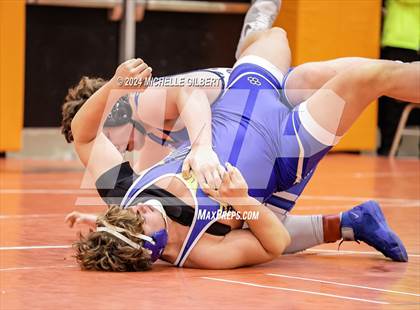 Thumbnail 1 in 56th Akron Holiday Tournament (Quarterfinals) photogallery.