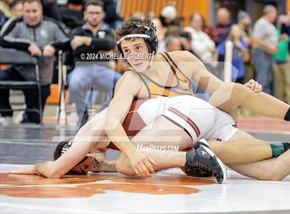 Thumbnail 1 in 56th Akron Holiday Tournament (Quarterfinals) photogallery.