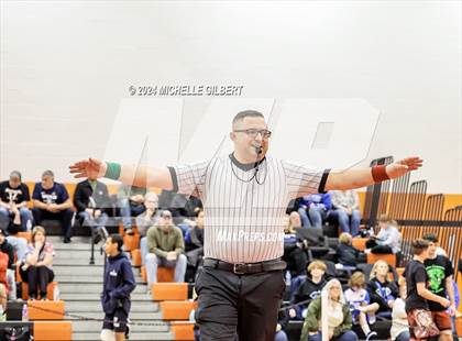 Thumbnail 2 in 56th Akron Holiday Tournament (Quarterfinals) photogallery.