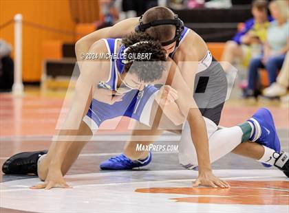 Thumbnail 1 in 56th Akron Holiday Tournament (Quarterfinals) photogallery.