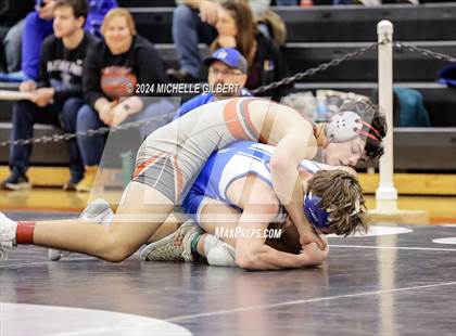 Thumbnail 3 in 56th Akron Holiday Tournament (Quarterfinals) photogallery.